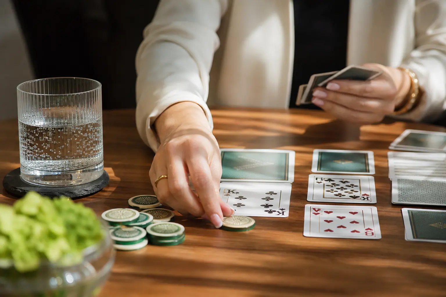 Stół do blackjacka podczas wydarzenia Most do siebie Izabela Wajda